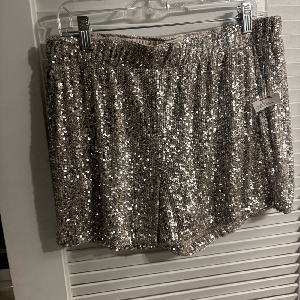 Cable & Gauge Sequin Embellished Garment